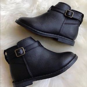BRAND NEW GAP TODDLER SIZE 7C BOOTS